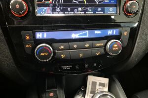 Nissan Qashqai esikatselu 11