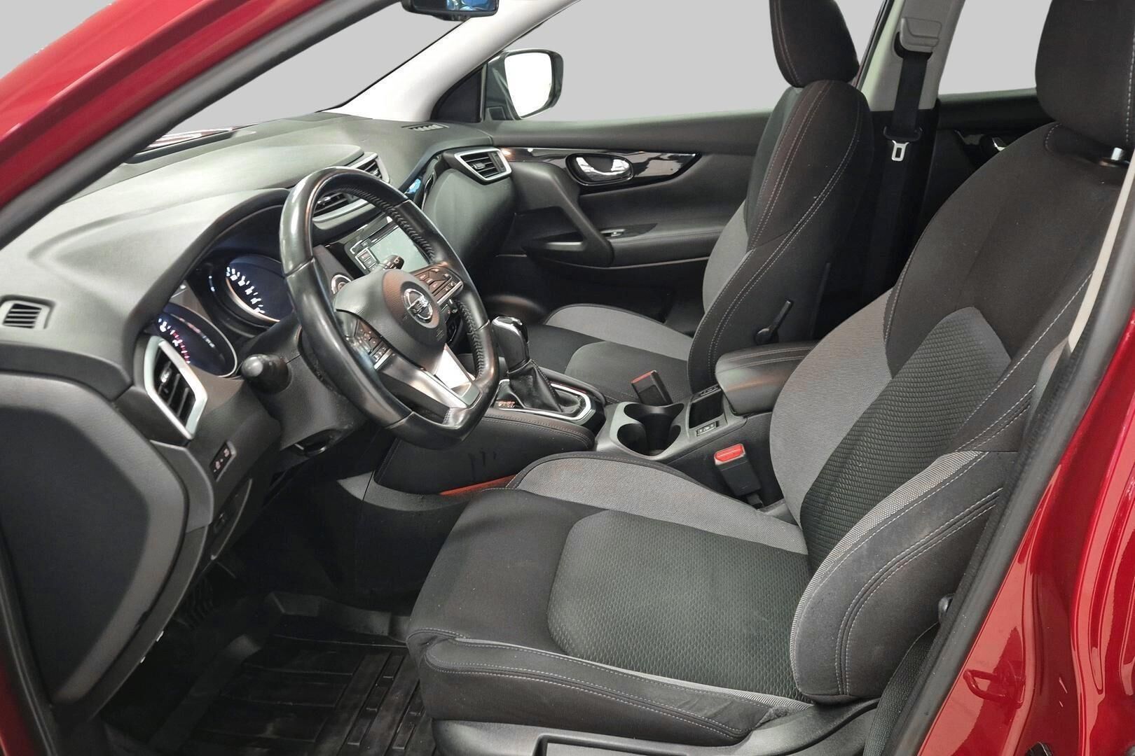 Nissan Qashqai iso kuva 4