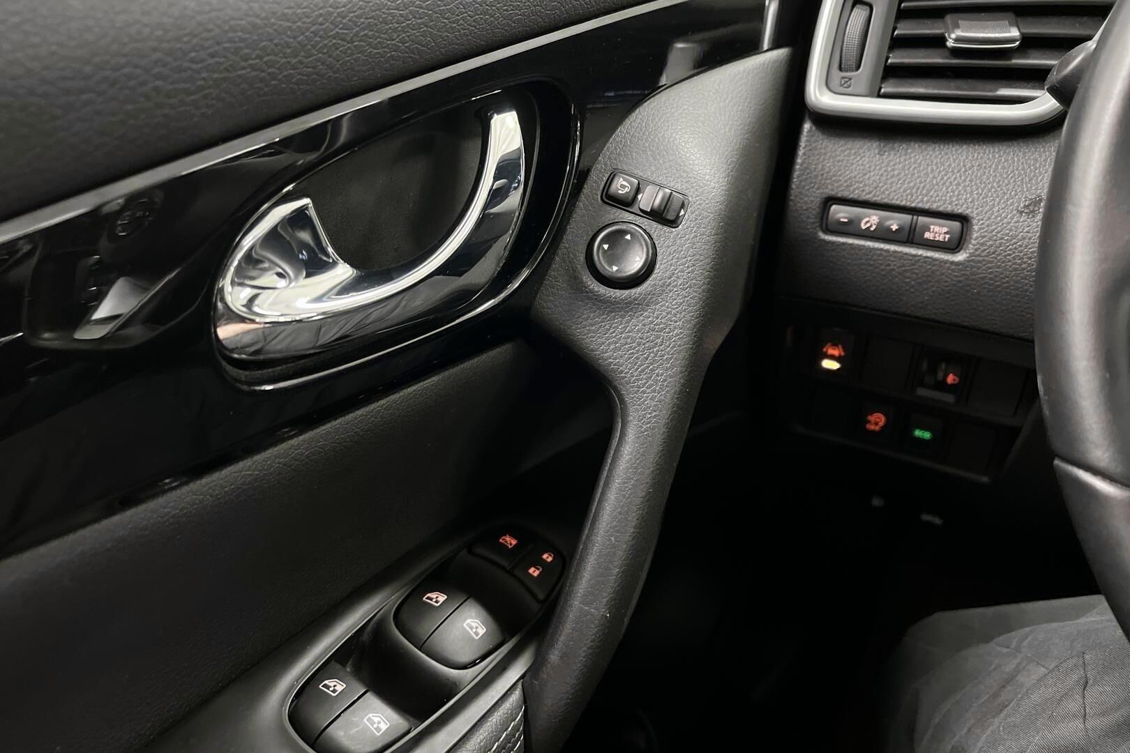 Nissan Qashqai iso kuva 20