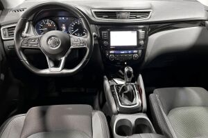 Nissan Qashqai esikatselu 11
