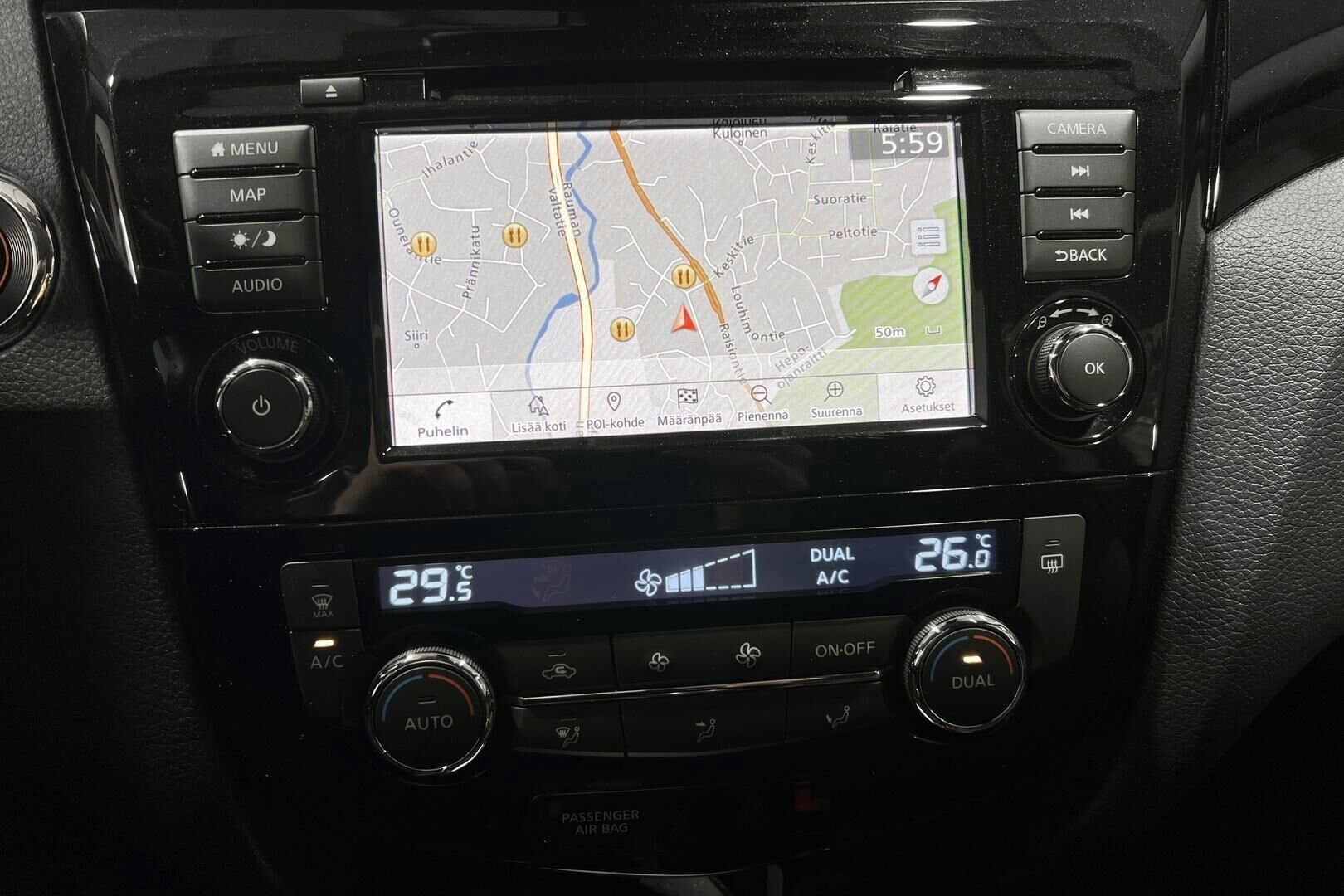 Nissan Qashqai iso kuva 17