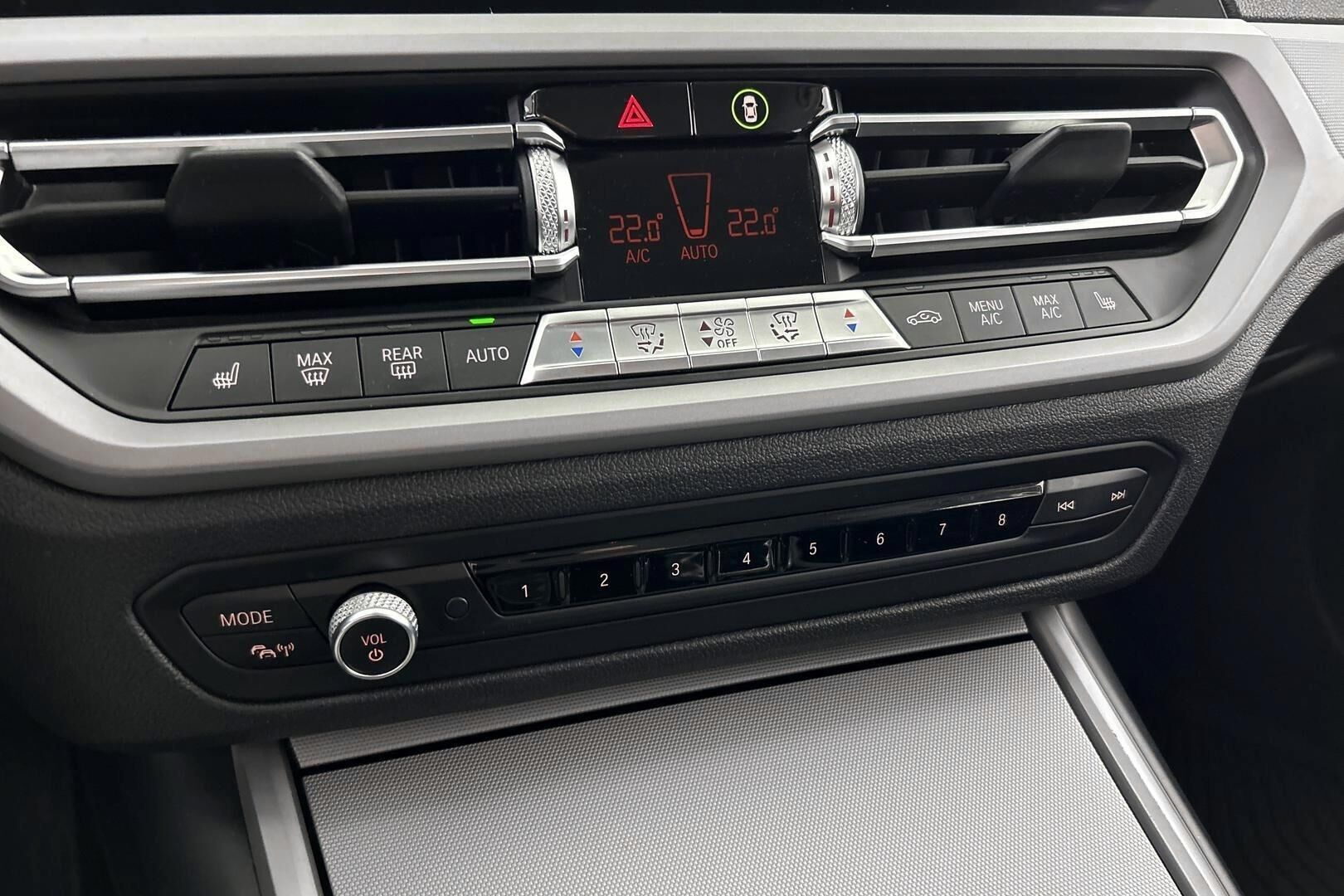 BMW 3-SARJA iso kuva 18