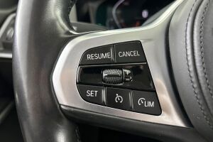 BMW 3-SARJA esikatselu 12