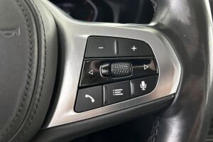 BMW 3-SARJA esikatselu 13