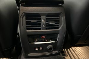 BMW 3-SARJA esikatselu 15