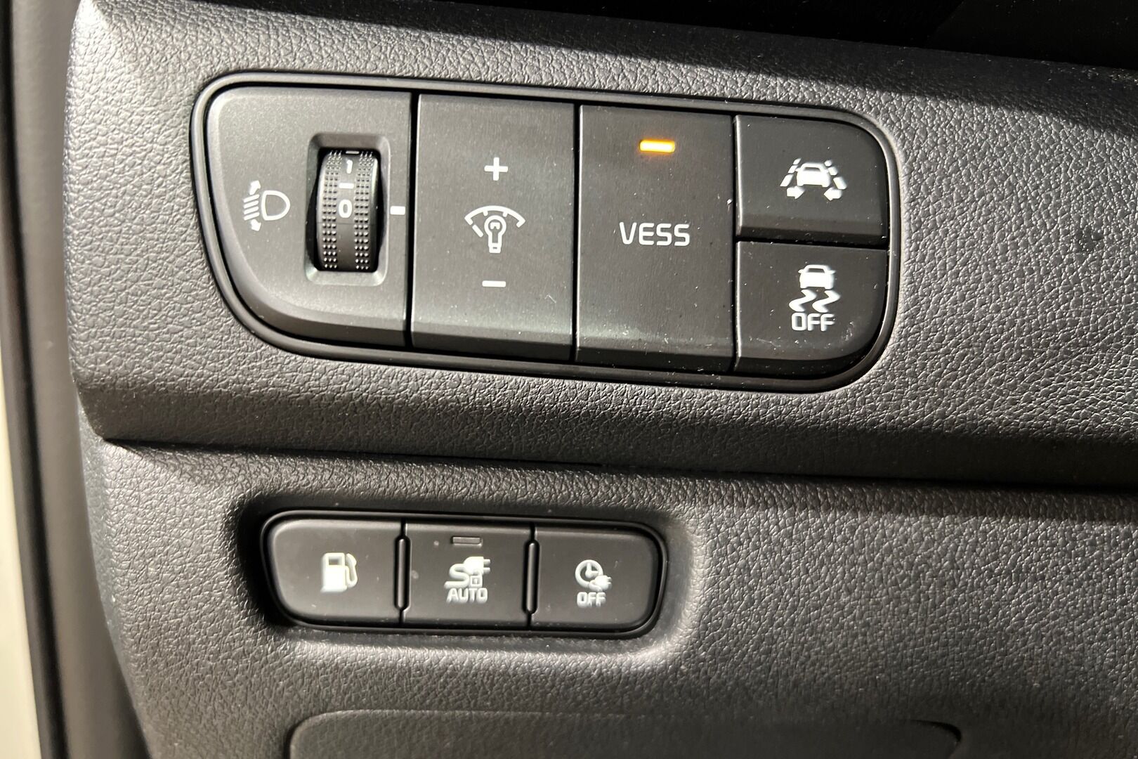 Kia Niro iso kuva 9