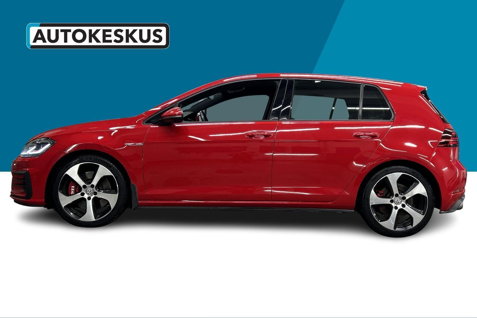 Volkswagen Golf iso kuva 17