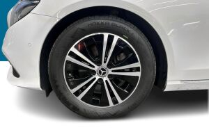 Mercedes-Benz E esikatselu 11