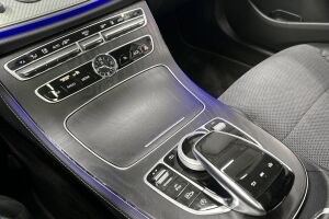 Mercedes-Benz E esikatselu 22
