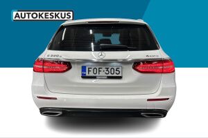Mercedes-Benz E esikatselu 6