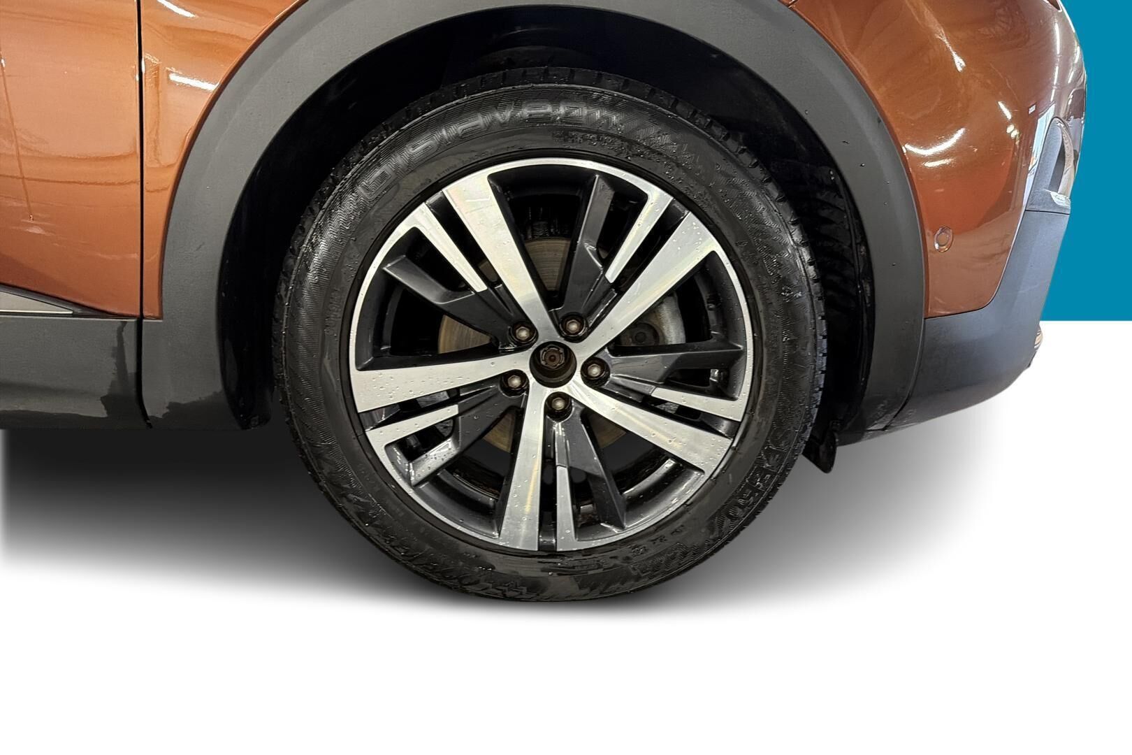 Peugeot 3008 iso kuva 32