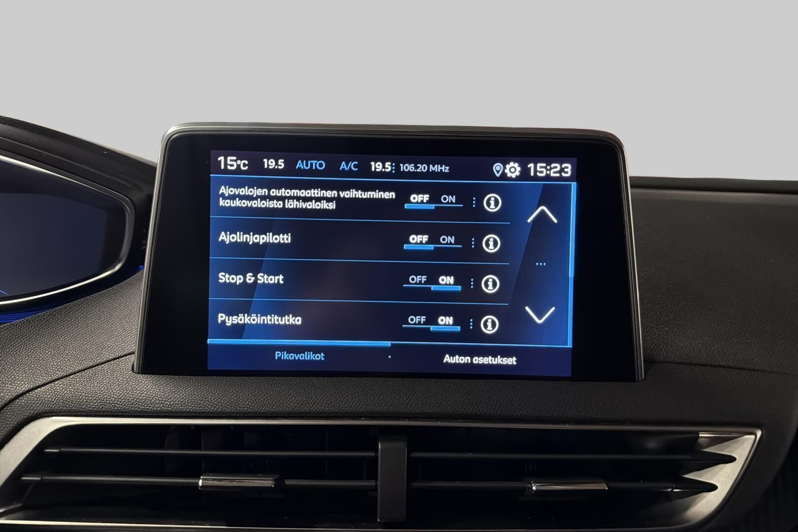 Peugeot 3008 iso kuva 21