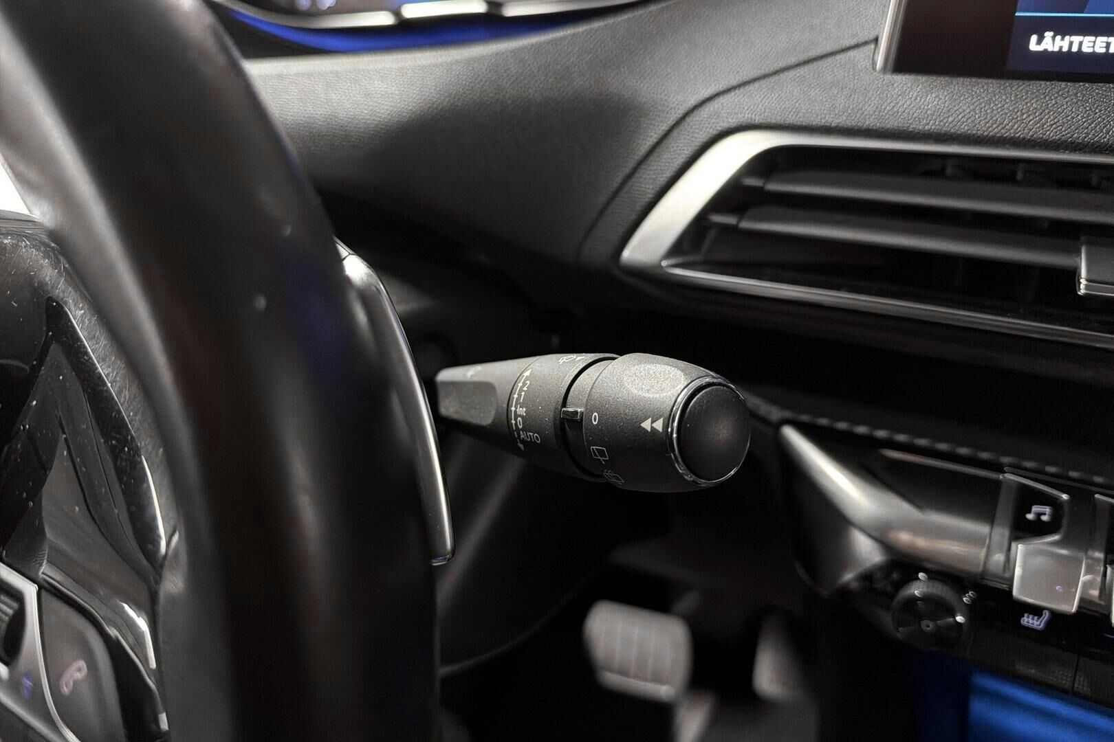 Peugeot 3008 iso kuva 29