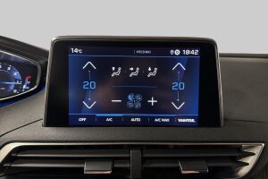 Peugeot 3008 esikatselu 17