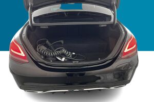 Mercedes-Benz C esikatselu 12