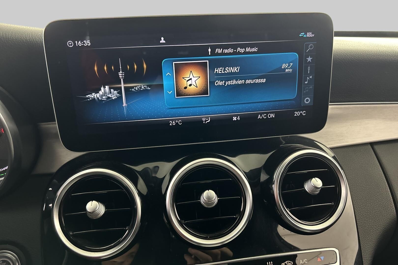 Mercedes-Benz C iso kuva 16