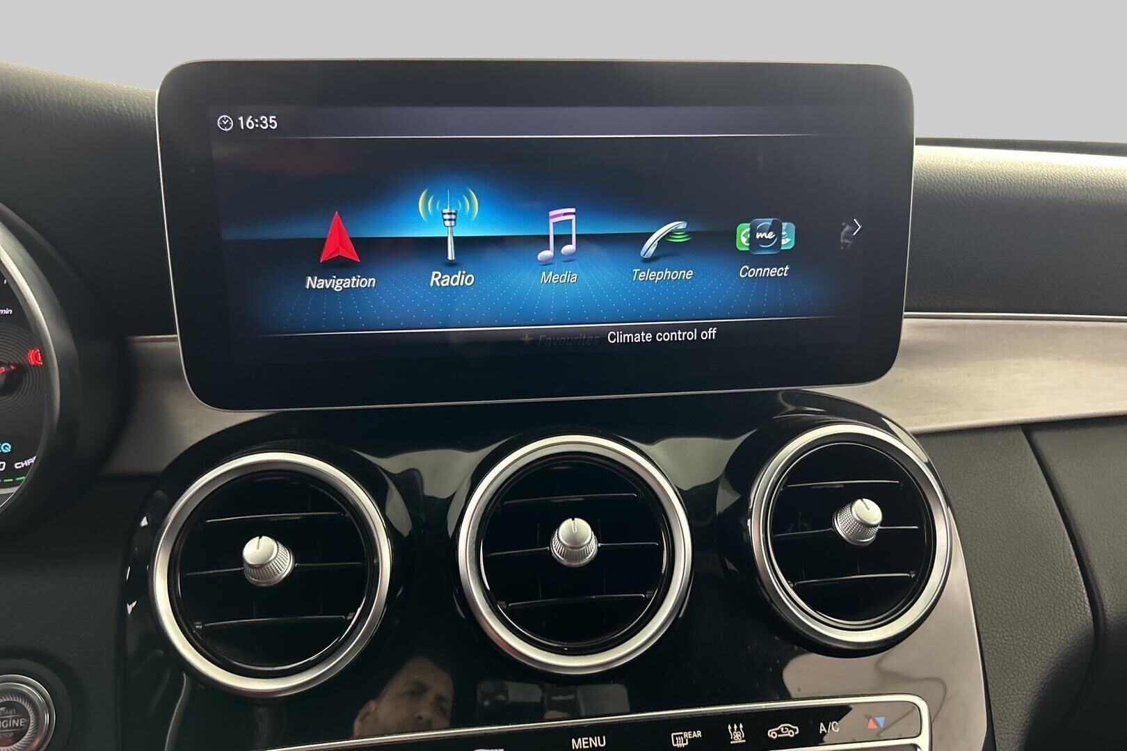 Mercedes-Benz C iso kuva 17