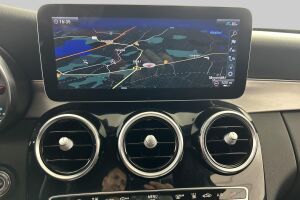 Mercedes-Benz C esikatselu 19