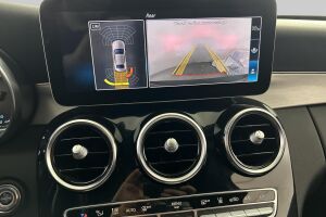 Mercedes-Benz C esikatselu 20