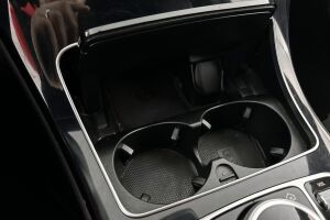 Mercedes-Benz C esikatselu 22