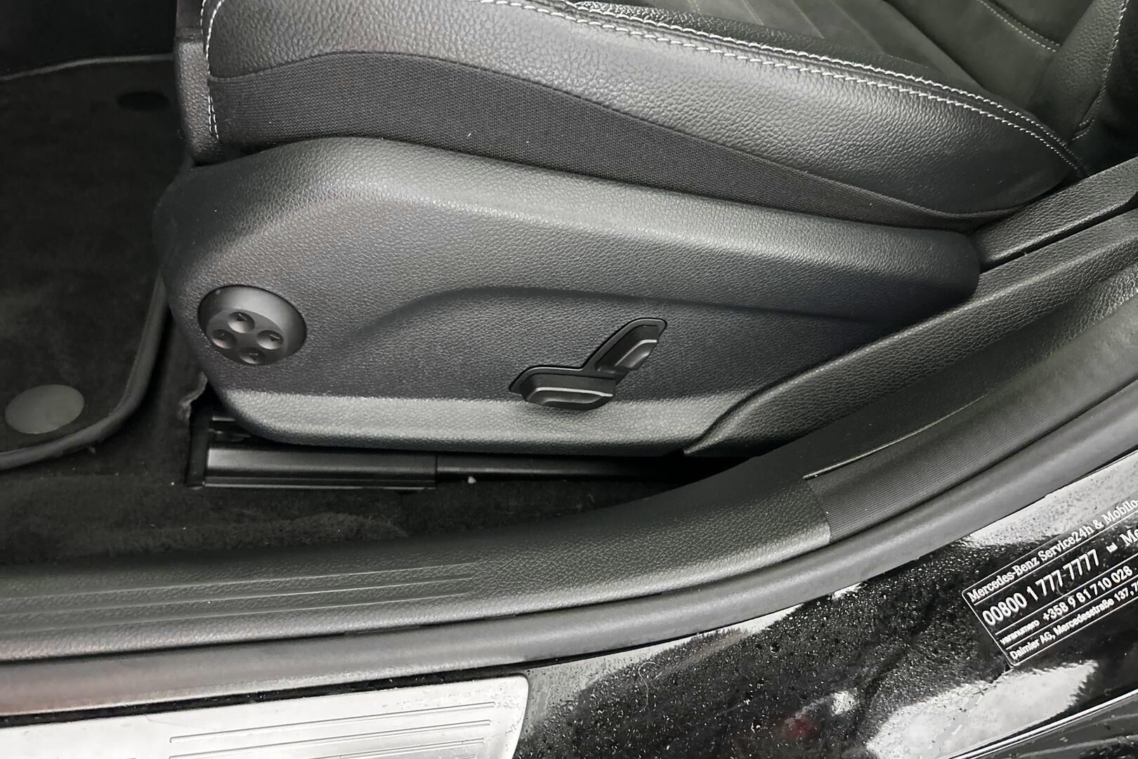 Mercedes-Benz C iso kuva 27