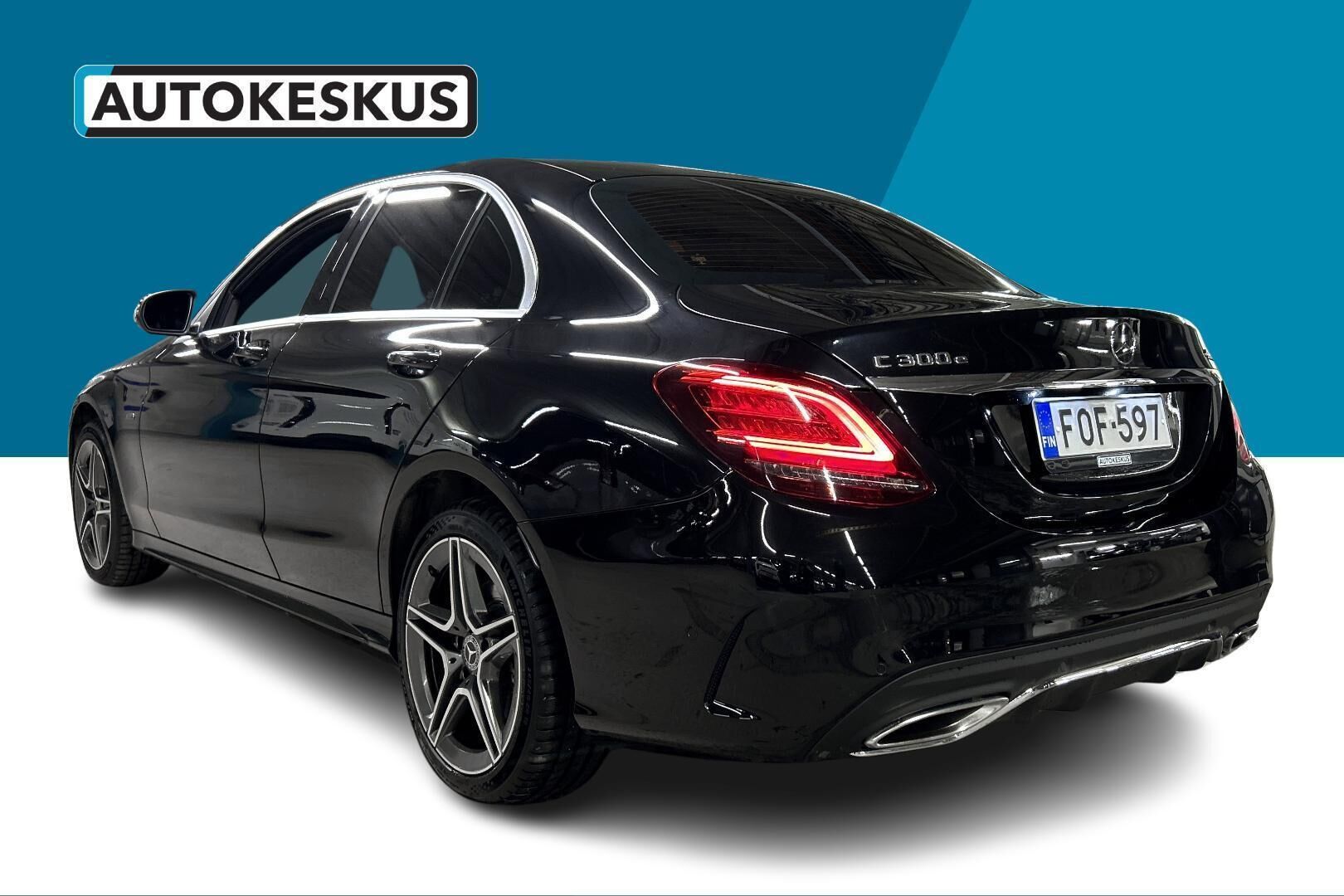 Mercedes-Benz C iso kuva 7
