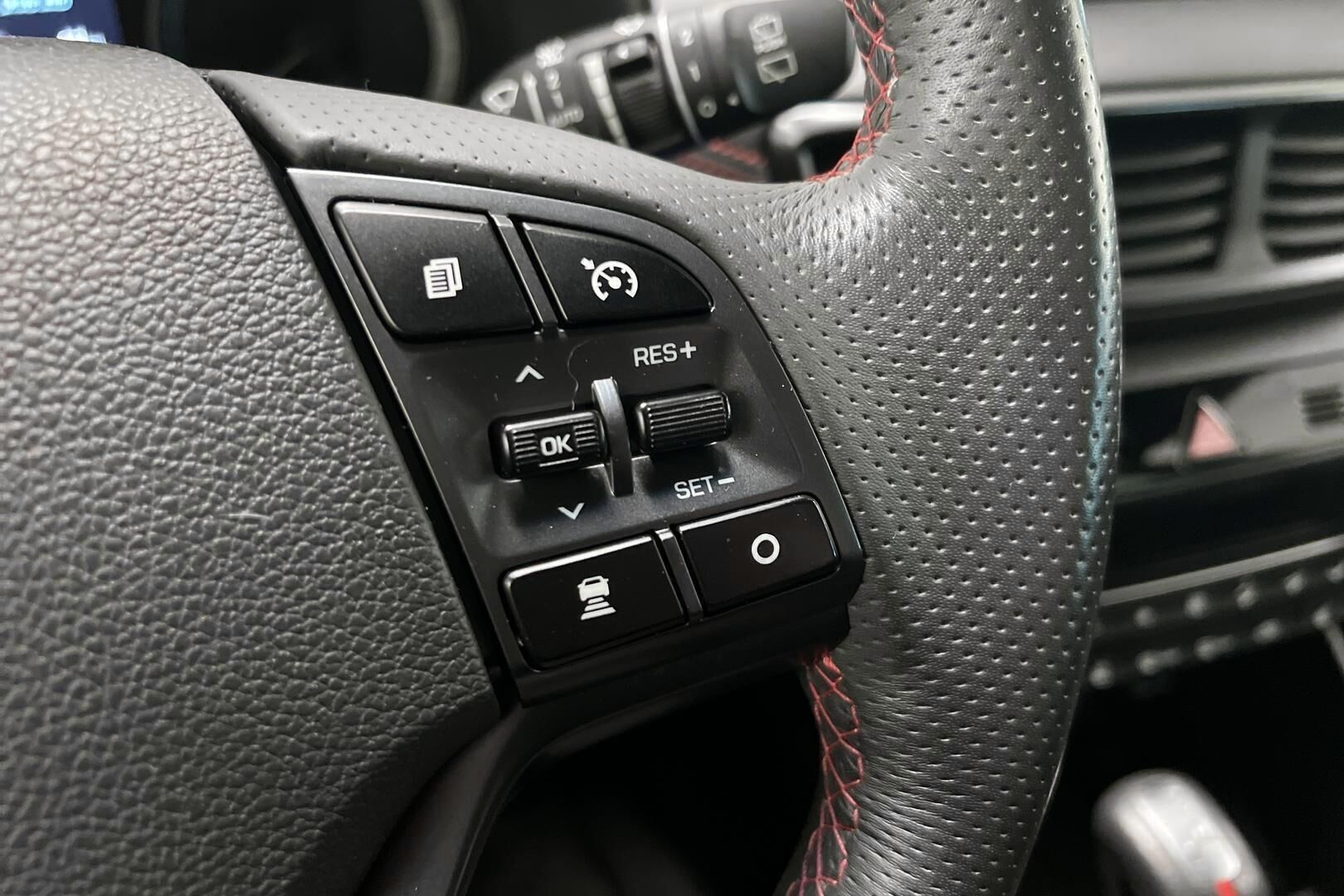 Hyundai Tucson iso kuva 17