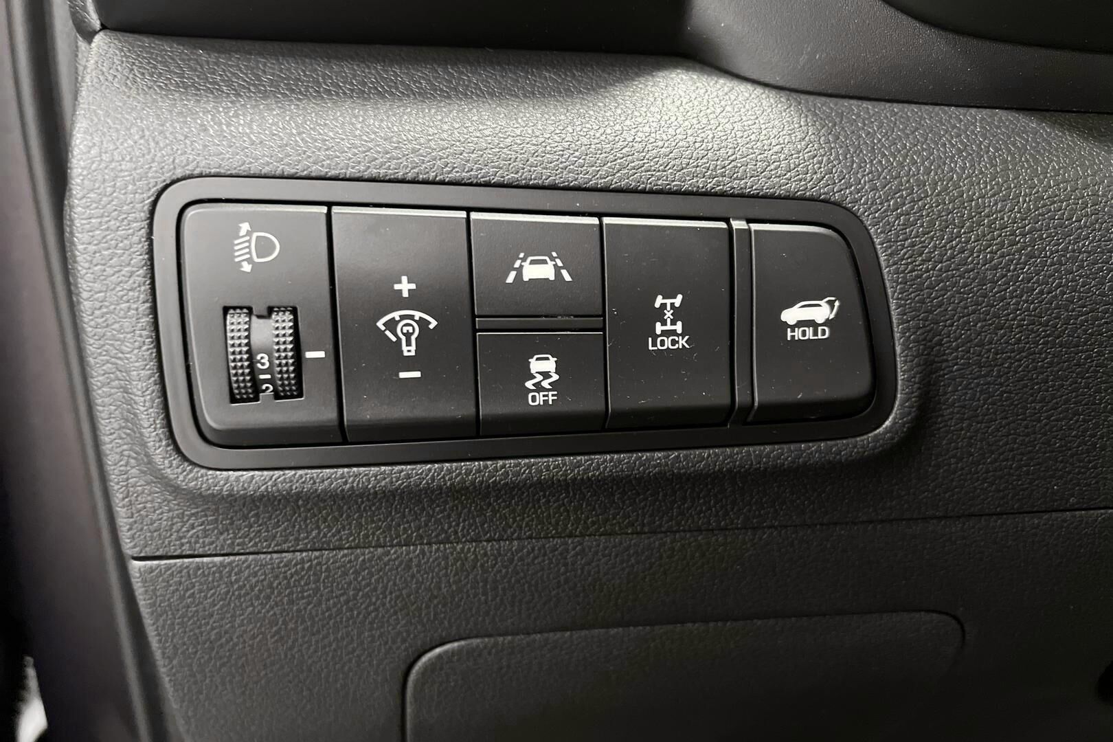 Hyundai Tucson iso kuva 19