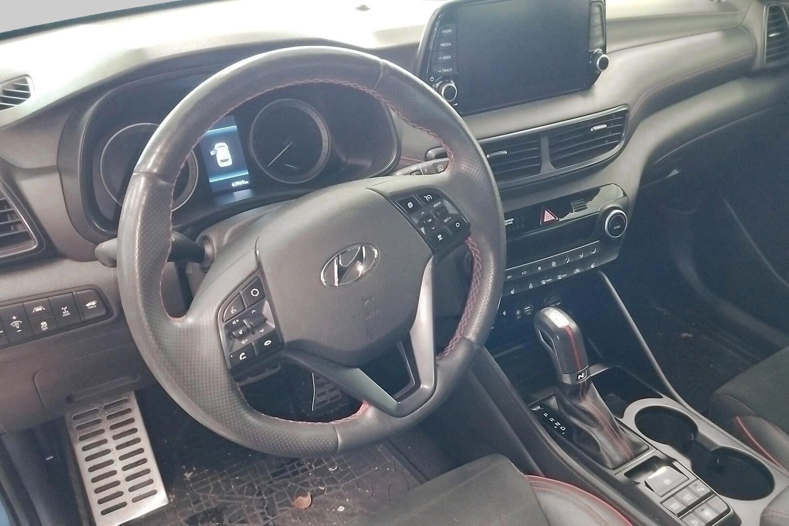 Hyundai Tucson iso kuva 2