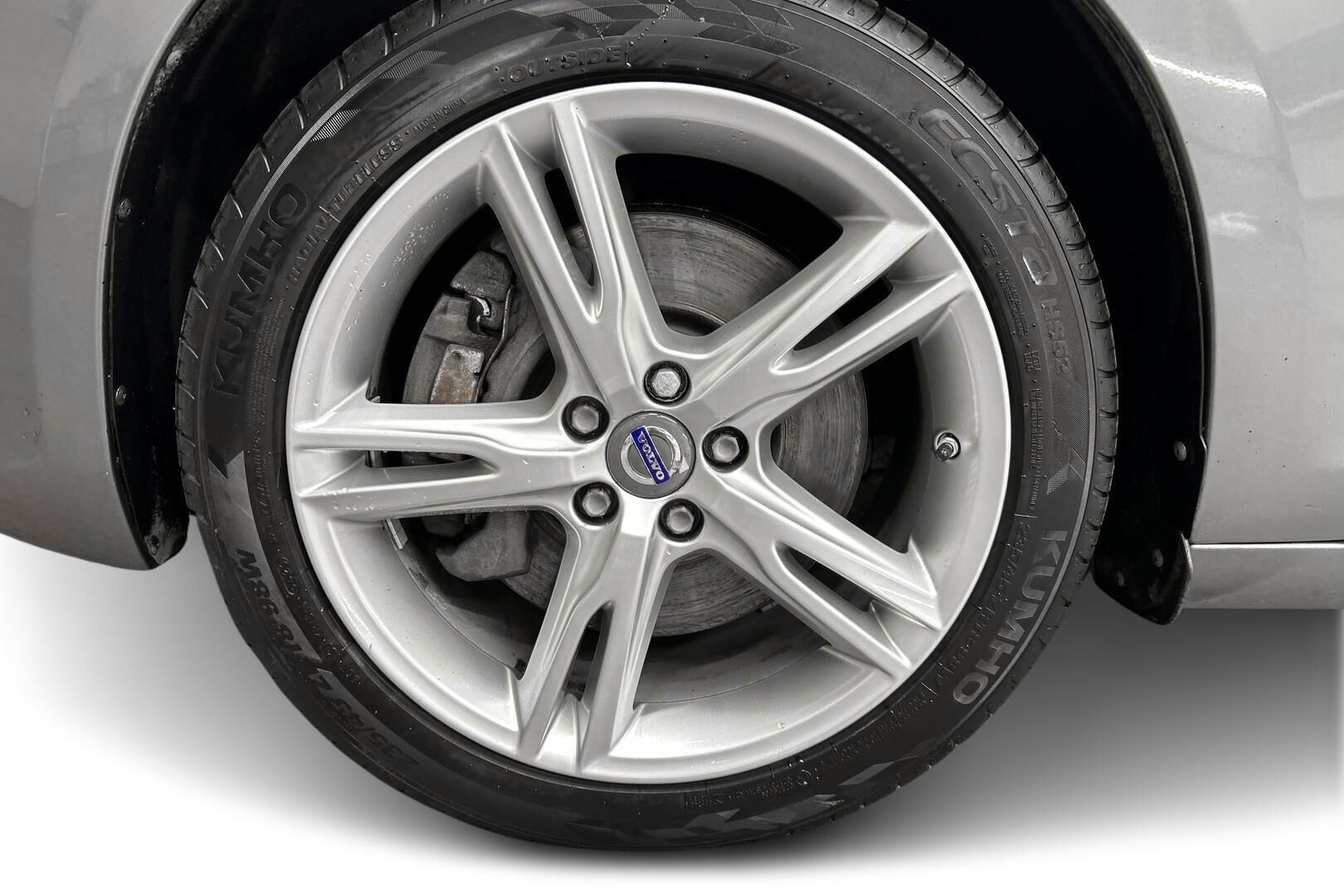 Volvo V60 iso kuva 12