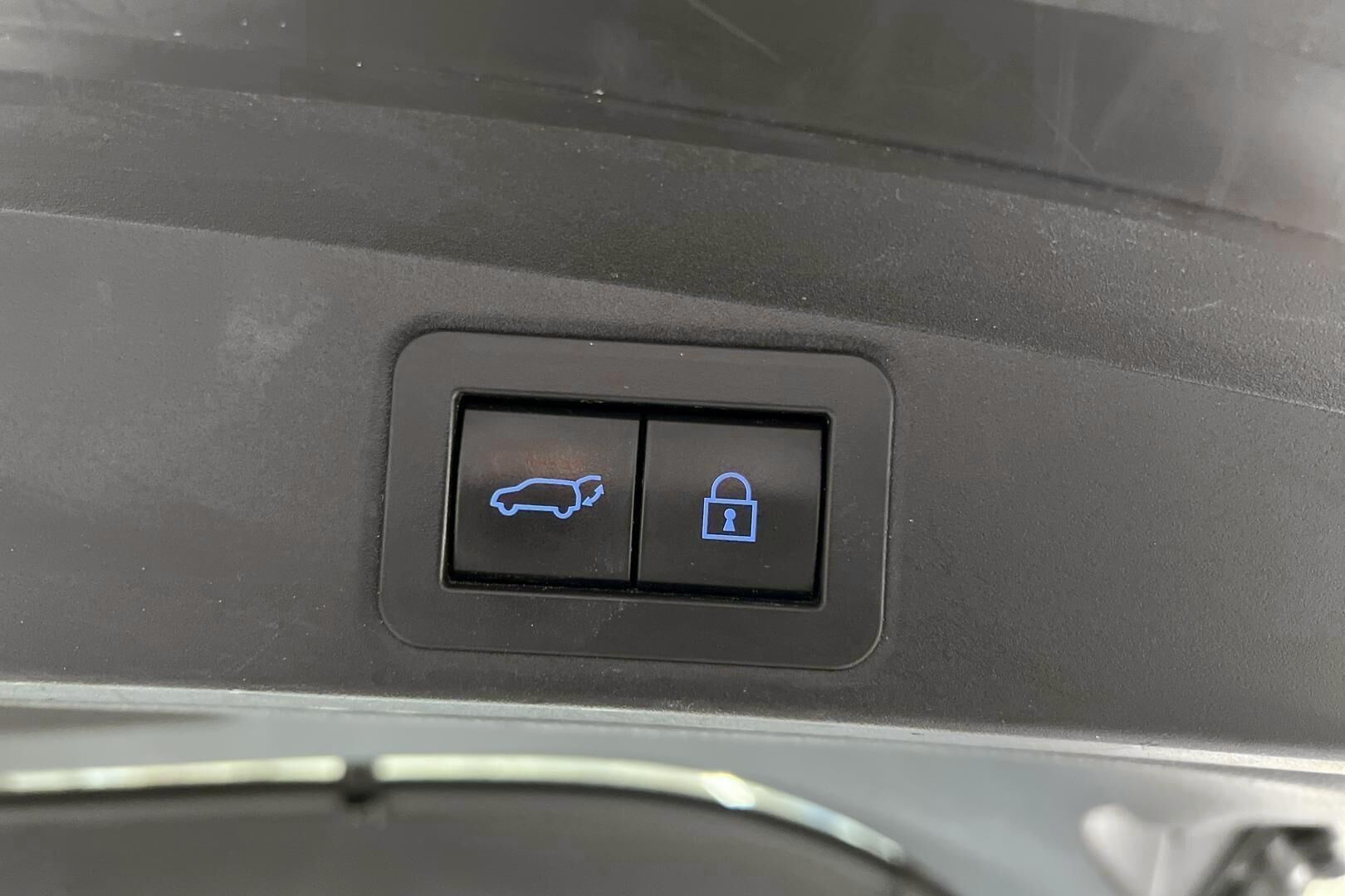 Toyota Corolla iso kuva 13