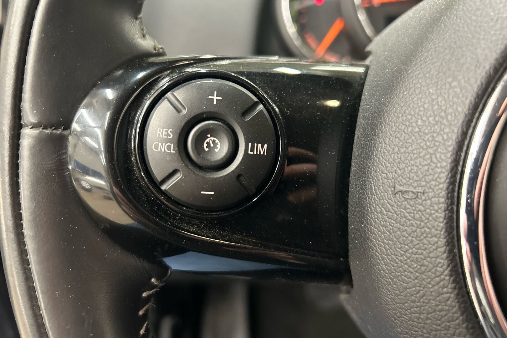 Mini Countryman iso kuva 11