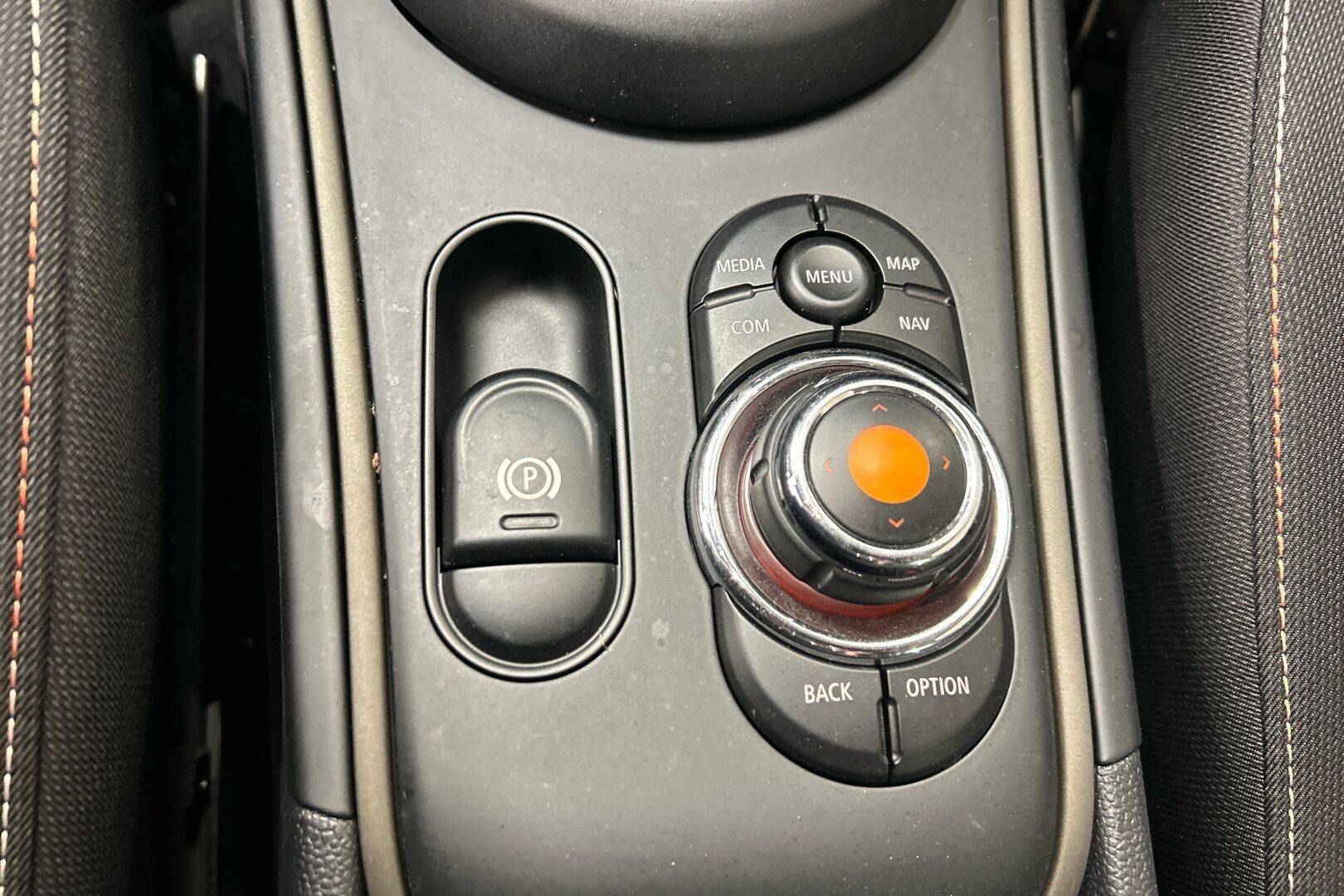 Mini Countryman iso kuva 19