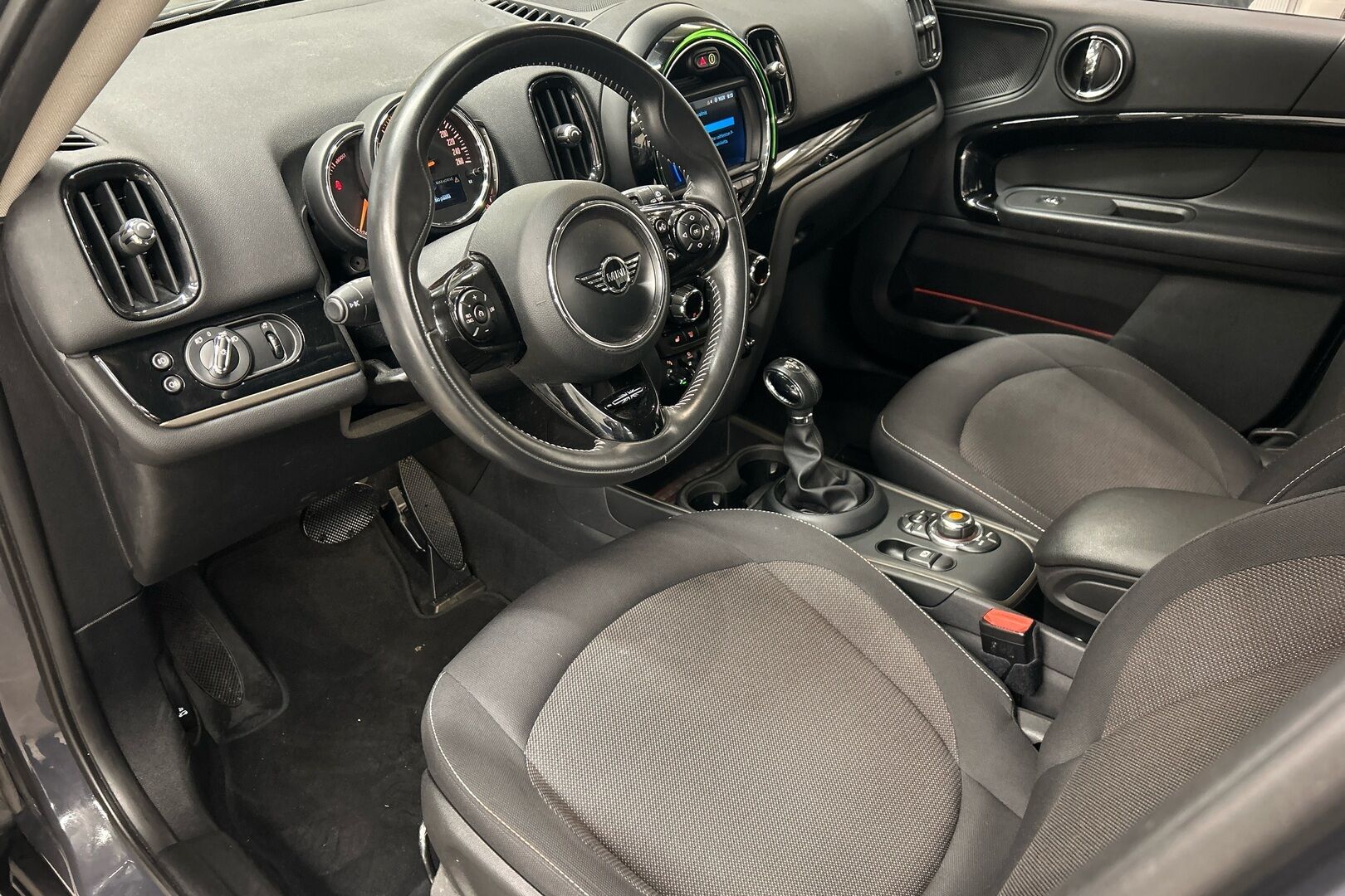 Mini Countryman iso kuva 5