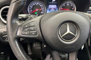 Mercedes-Benz C esikatselu 23