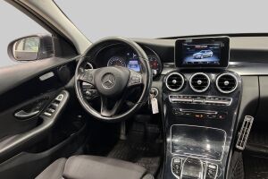Mercedes-Benz C esikatselu 27