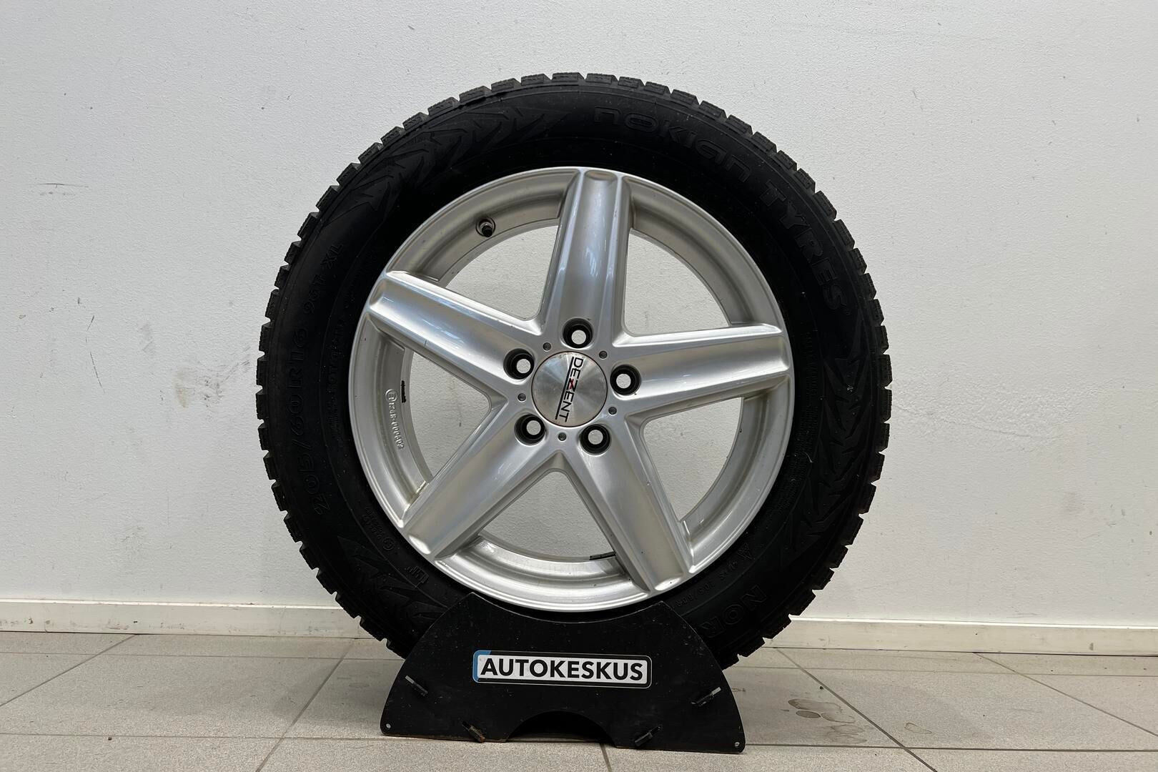Mercedes-Benz C iso kuva 30