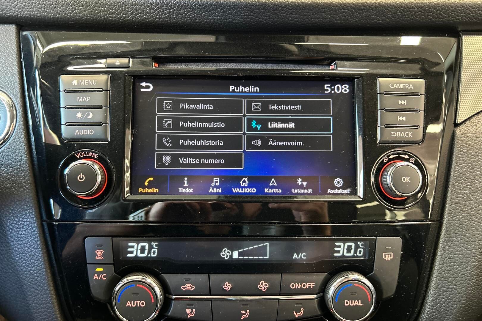 Nissan Qashqai iso kuva 24