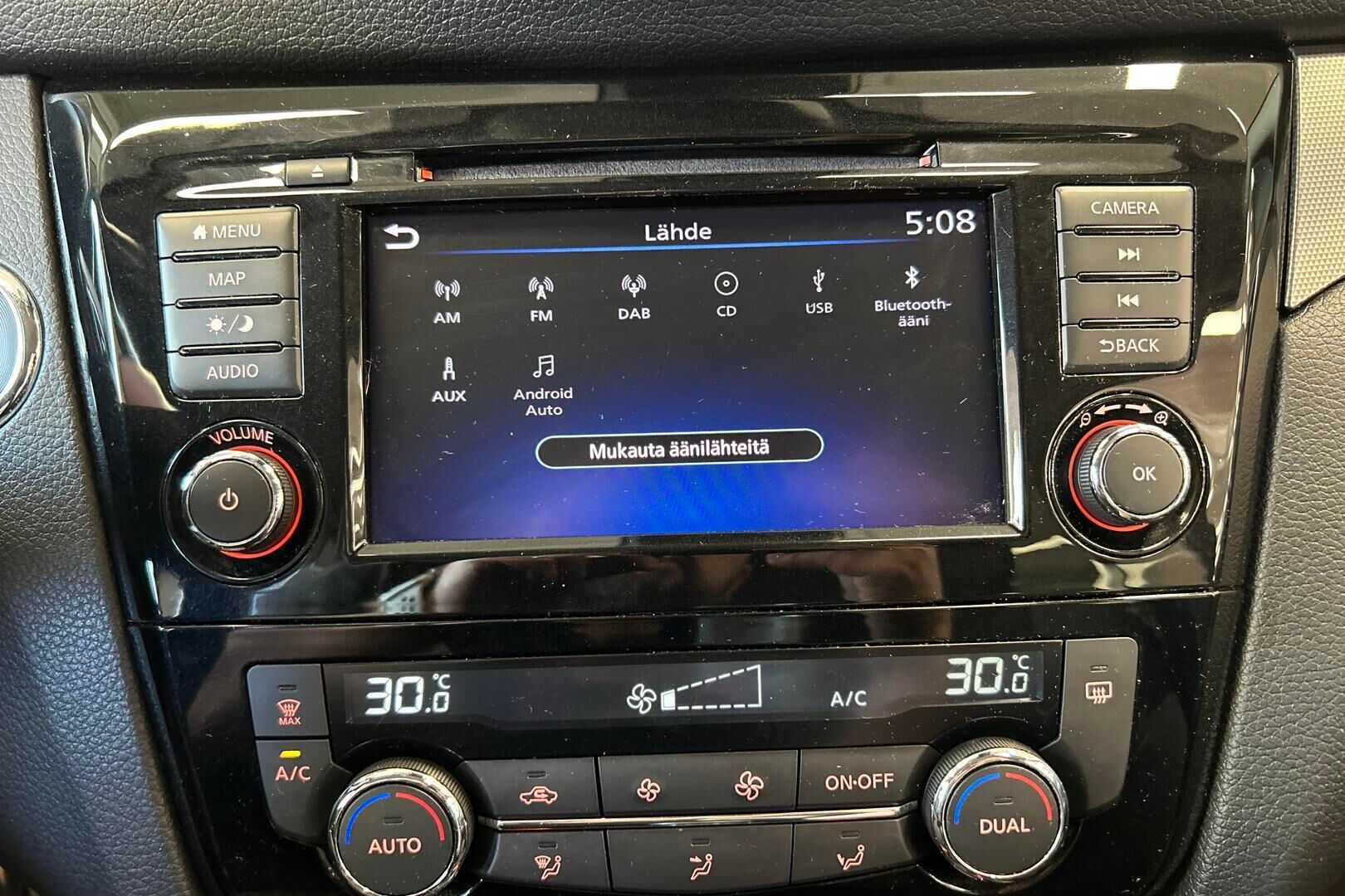 Nissan Qashqai iso kuva 26