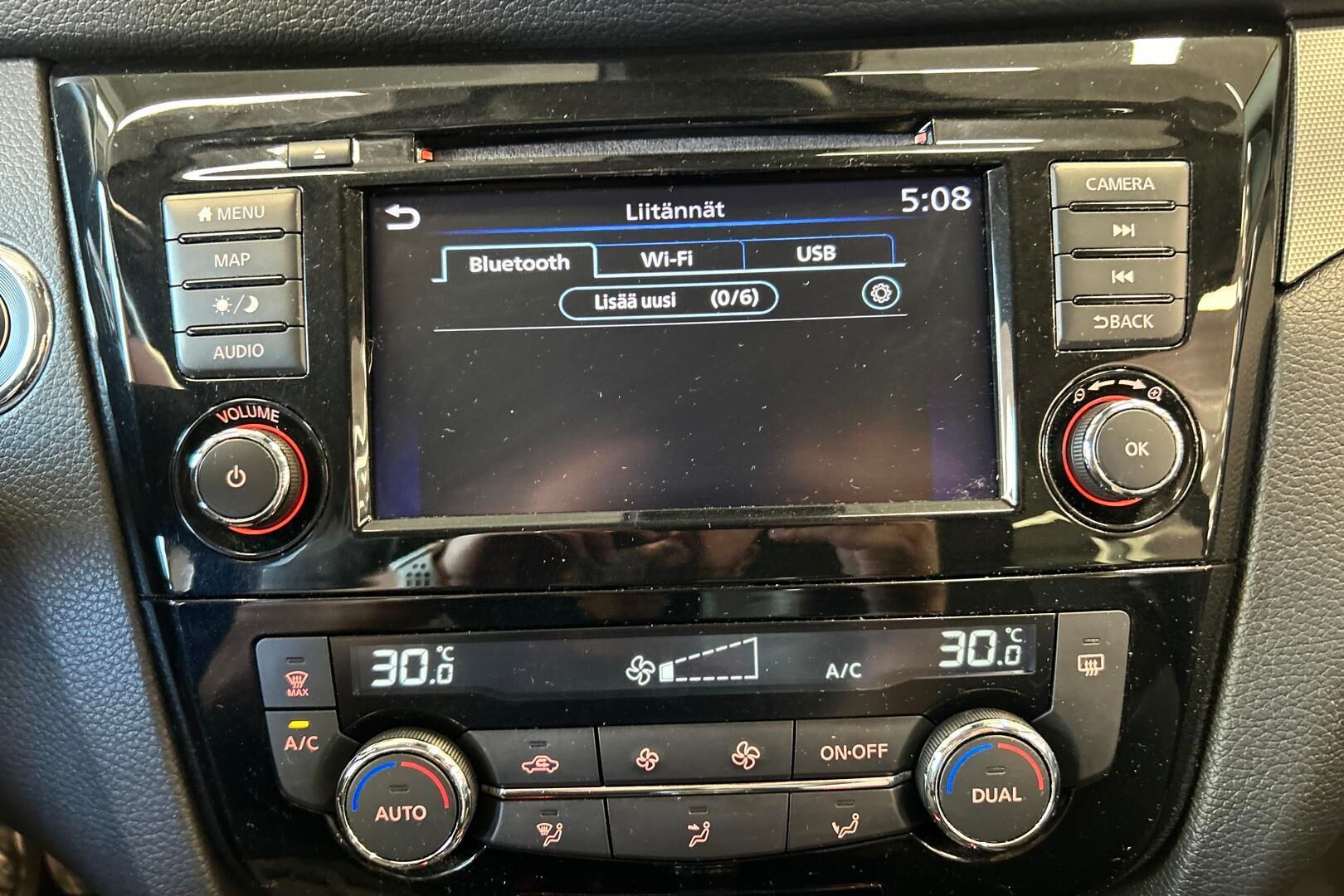 Nissan Qashqai iso kuva 27