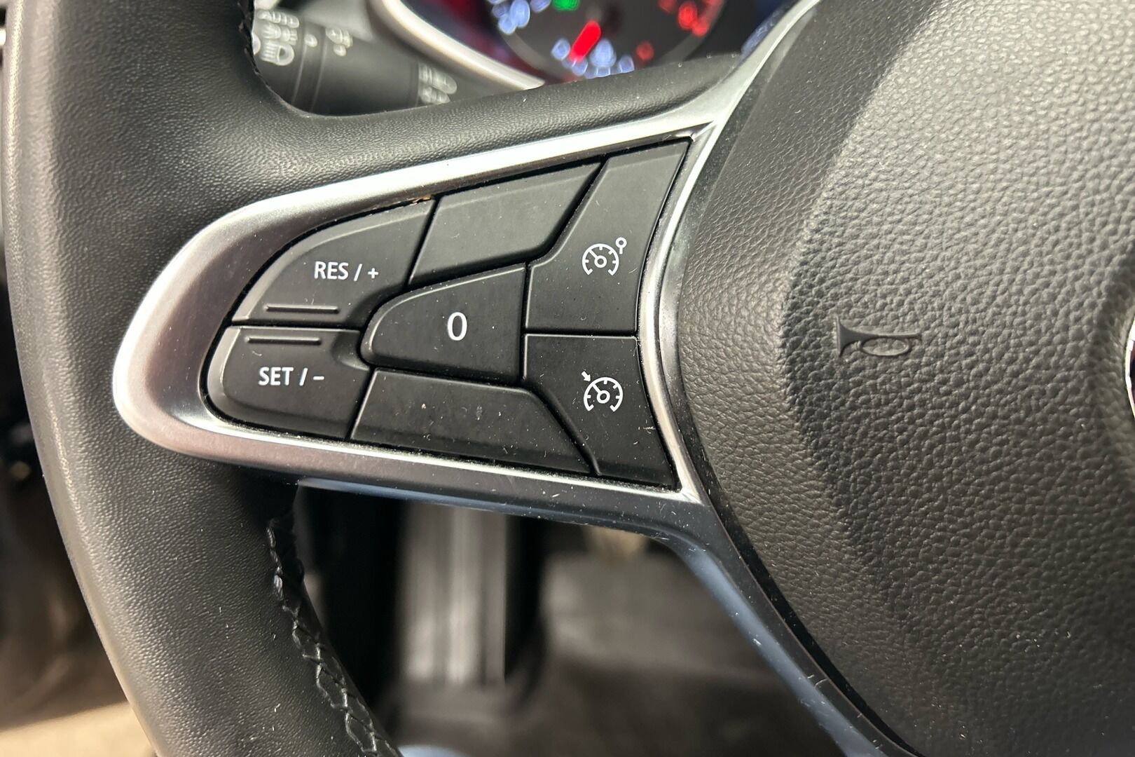 Renault Clio iso kuva 13