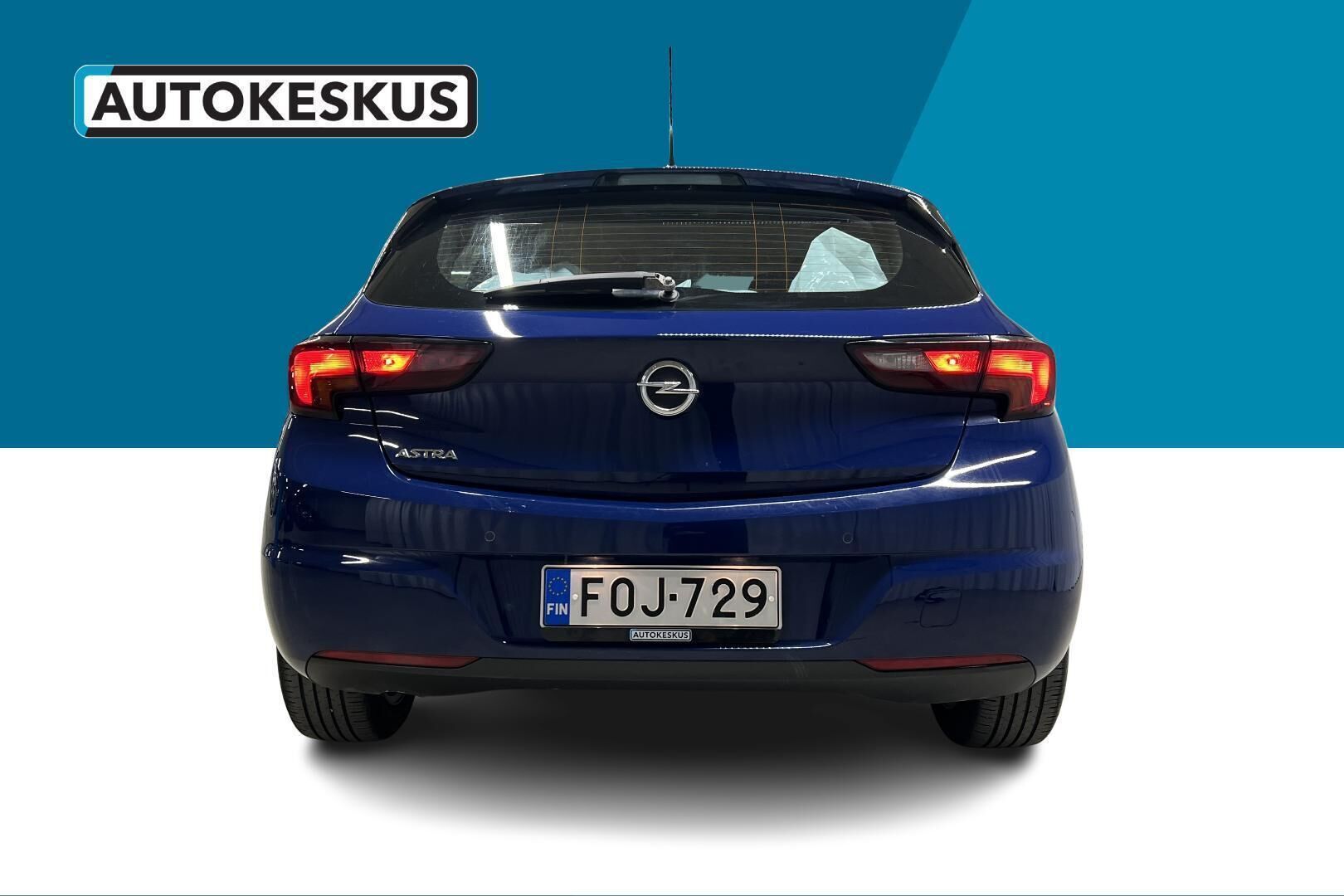 Opel Astra iso kuva 5