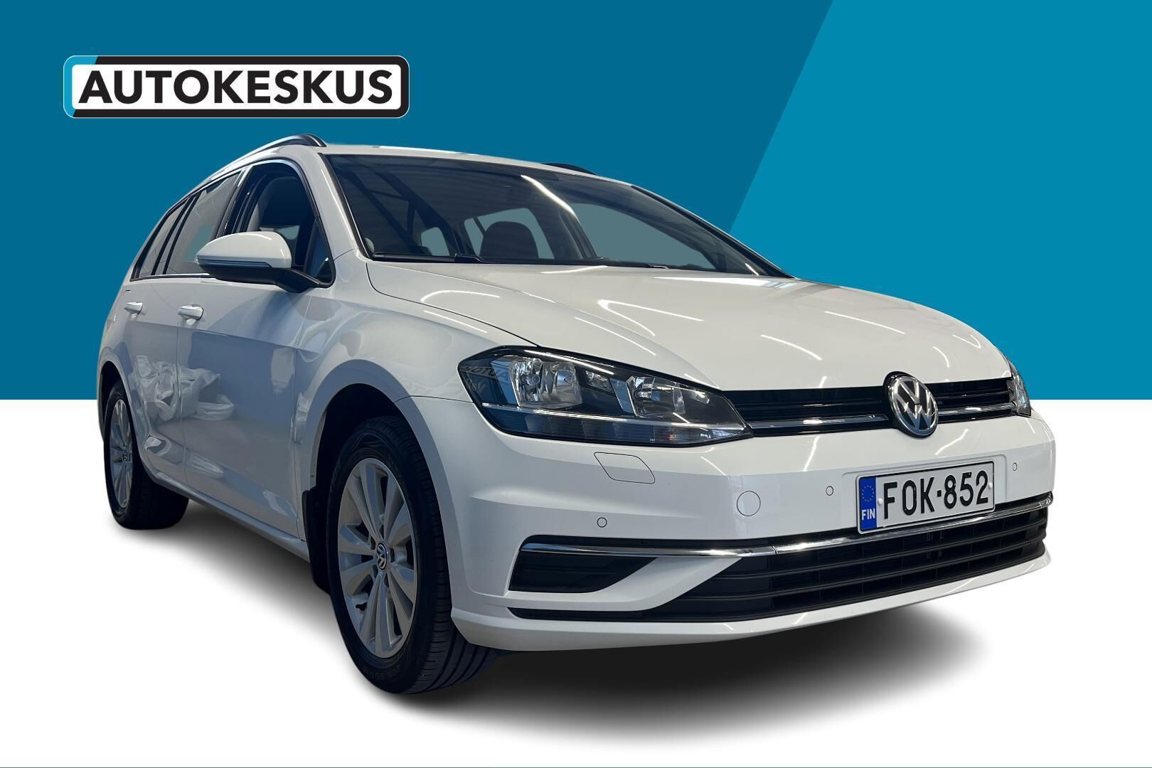 Volkswagen Golf iso kuva 2