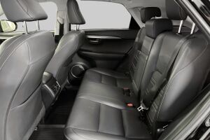 Lexus NX esikatselu 9
