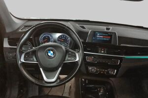 BMW X1 esikatselu 1