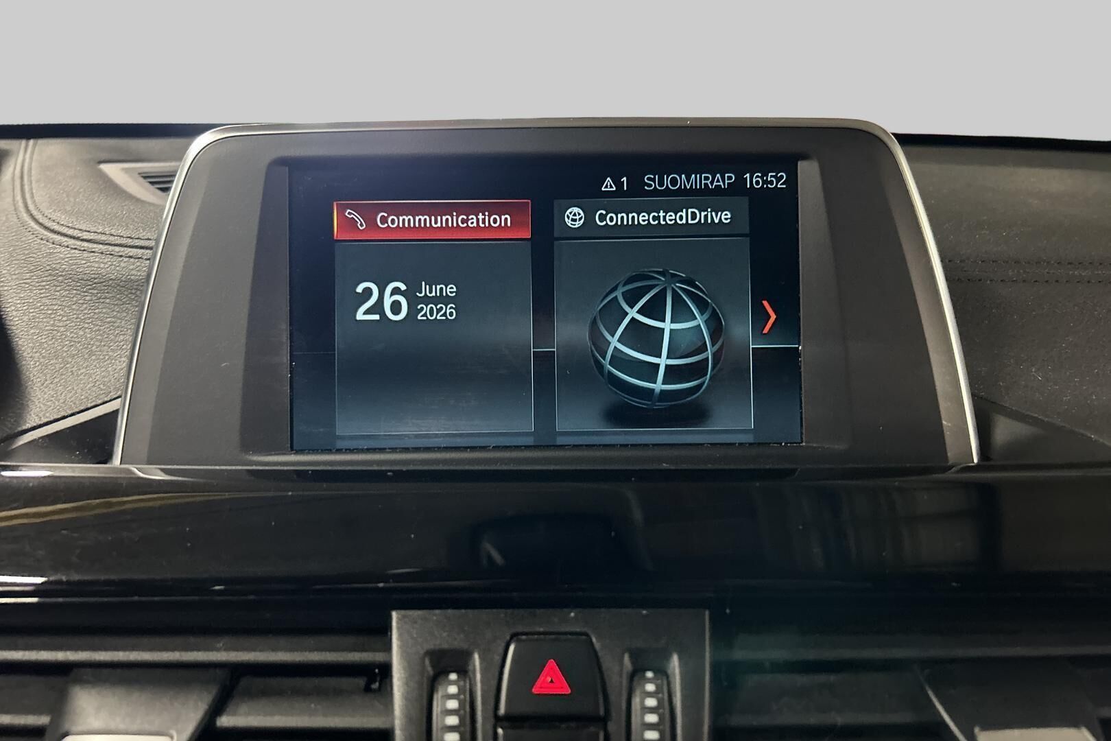 BMW X1 iso kuva 17