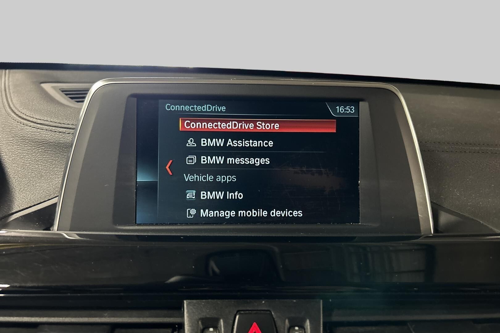 BMW X1 iso kuva 22