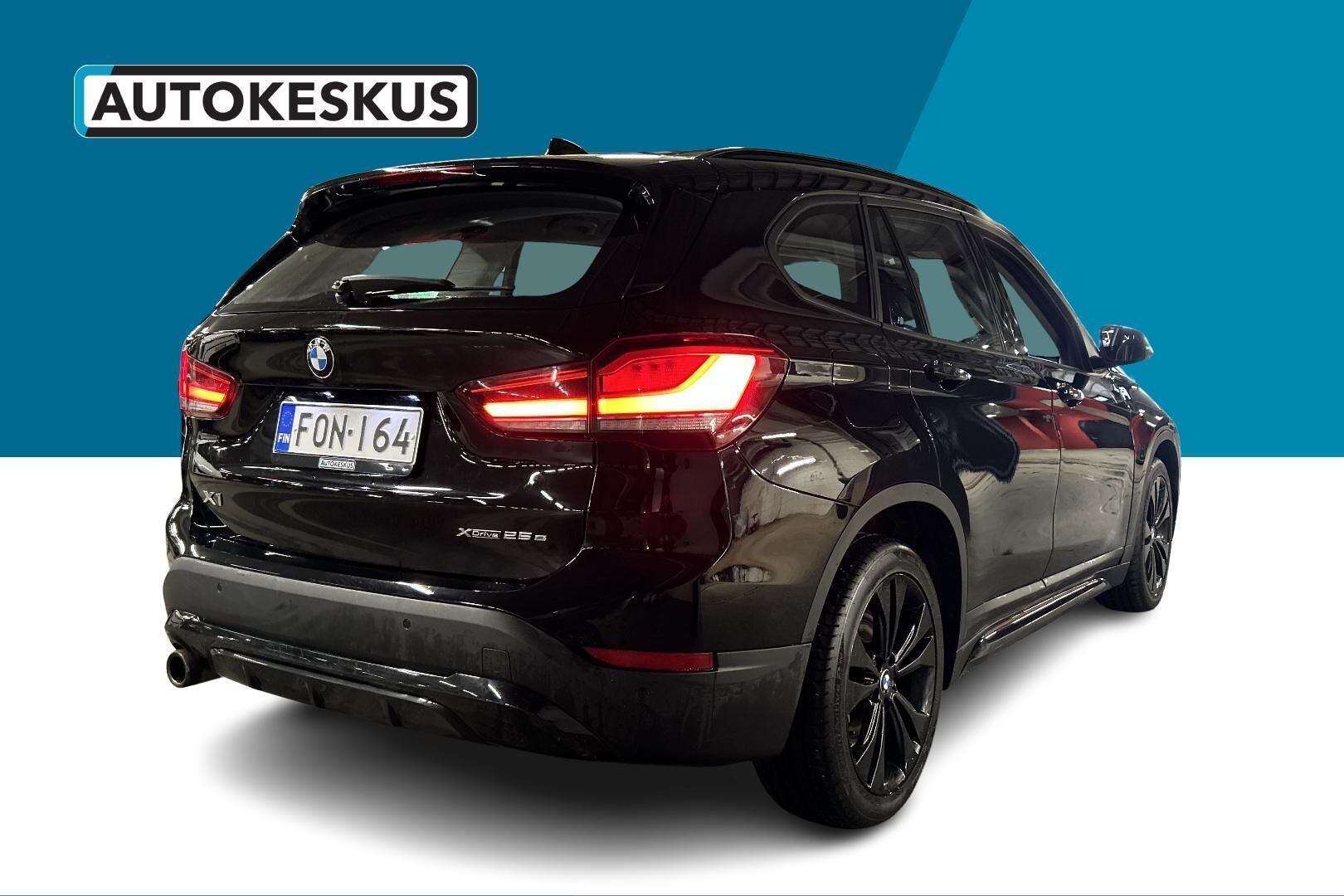 BMW X1 iso kuva 4