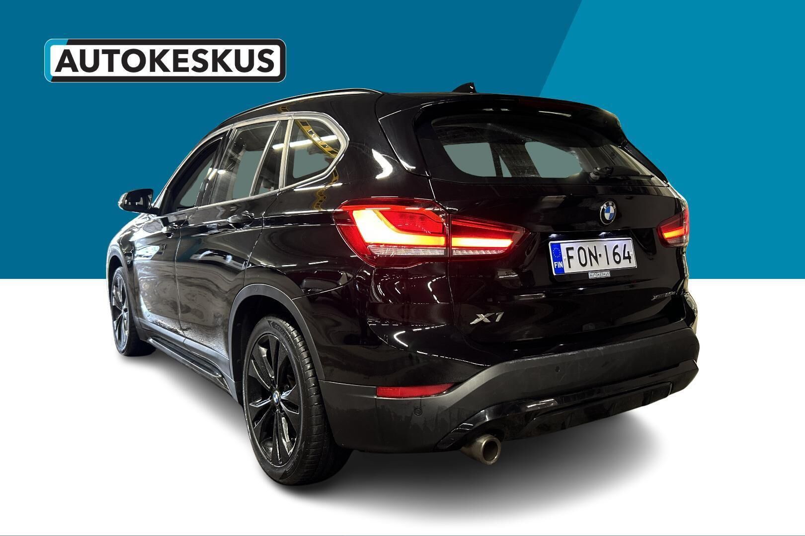 BMW X1 iso kuva 30