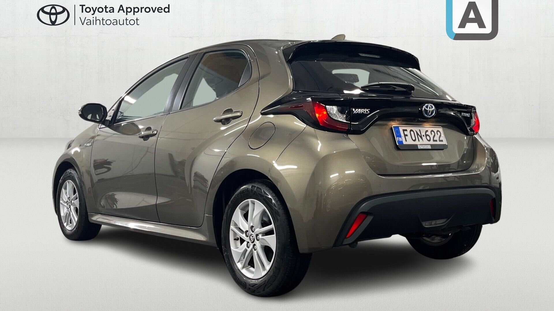 Toyota Yaris iso kuva 2